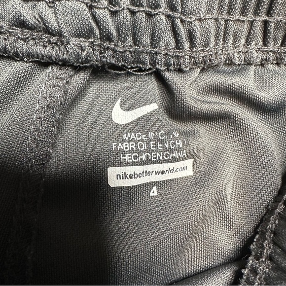 Nike Shorts Grey & Orange Size 4 - Picture 7 of 16